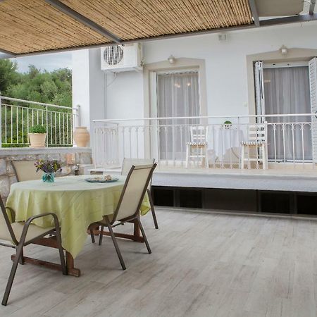 Remezzo Apartments Akrogiali Extérieur photo