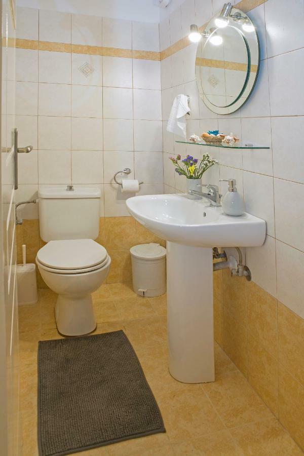 Remezzo Apartments Akrogiali Extérieur photo